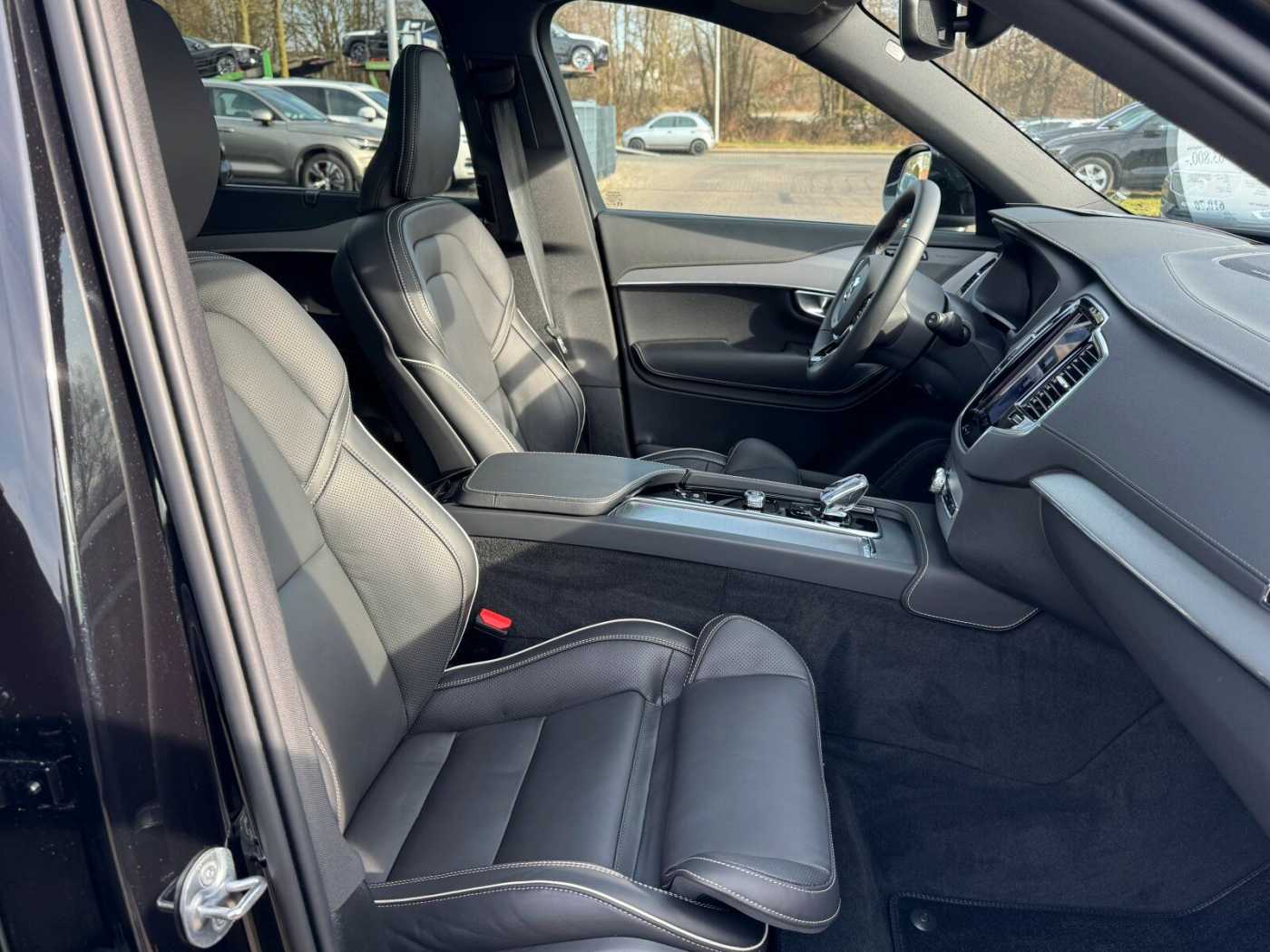 Volvo  Recharge T8 Plus Bright PANO