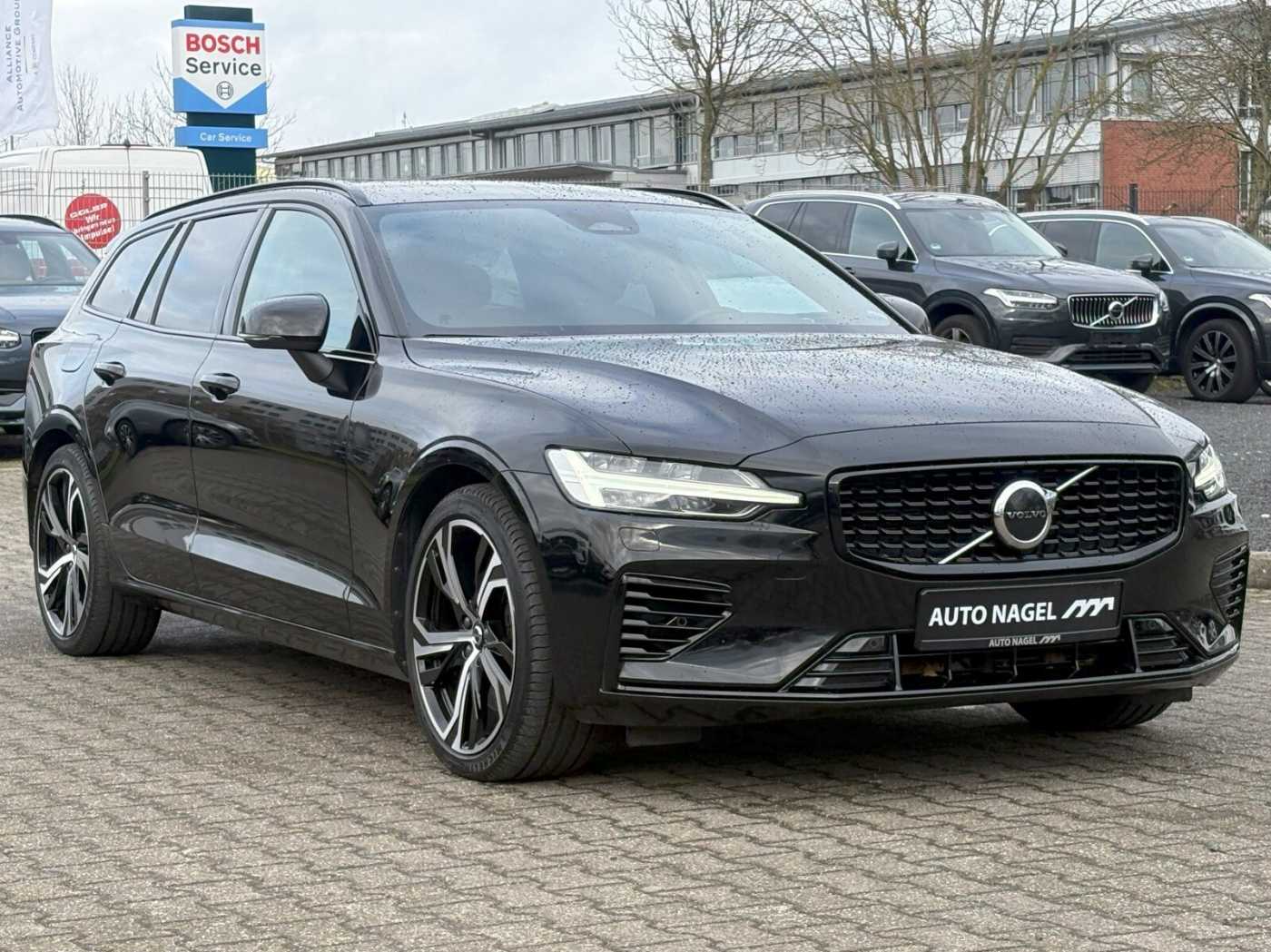 Volvo  T6 Twin Engine AWD Plus Dark Plug-In Autom.