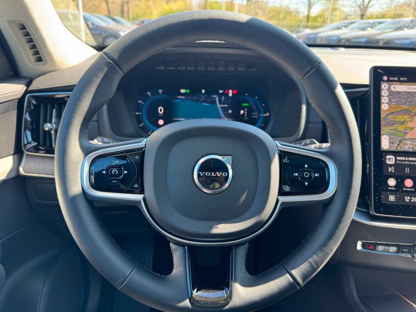 Volvo  T8 Facelift Ultra Bright AHK|PANO|