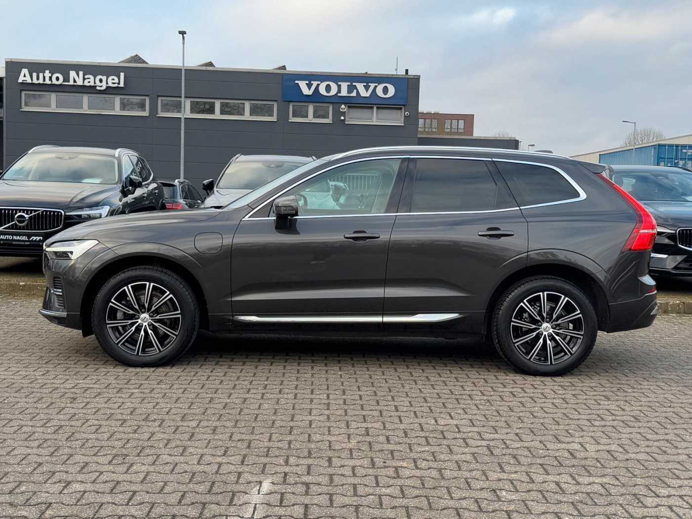 Volvo  T6 AWD Inscription Plug-In SD/Autom. /Klima