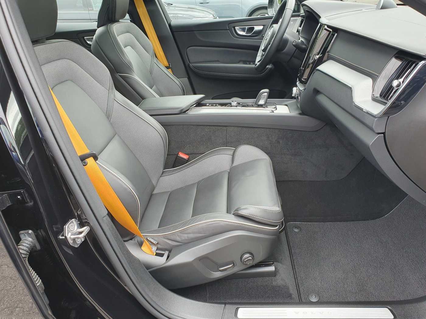 Volvo  T8 AWD Polestar Engineered Plug-In