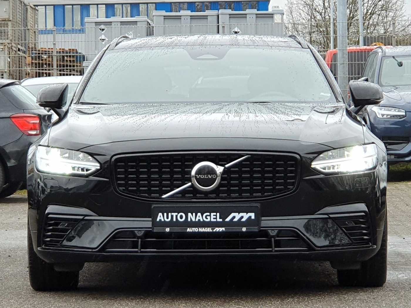 Volvo  T6 Twin Engine AWD R-Design Plug-In AHK|PANO