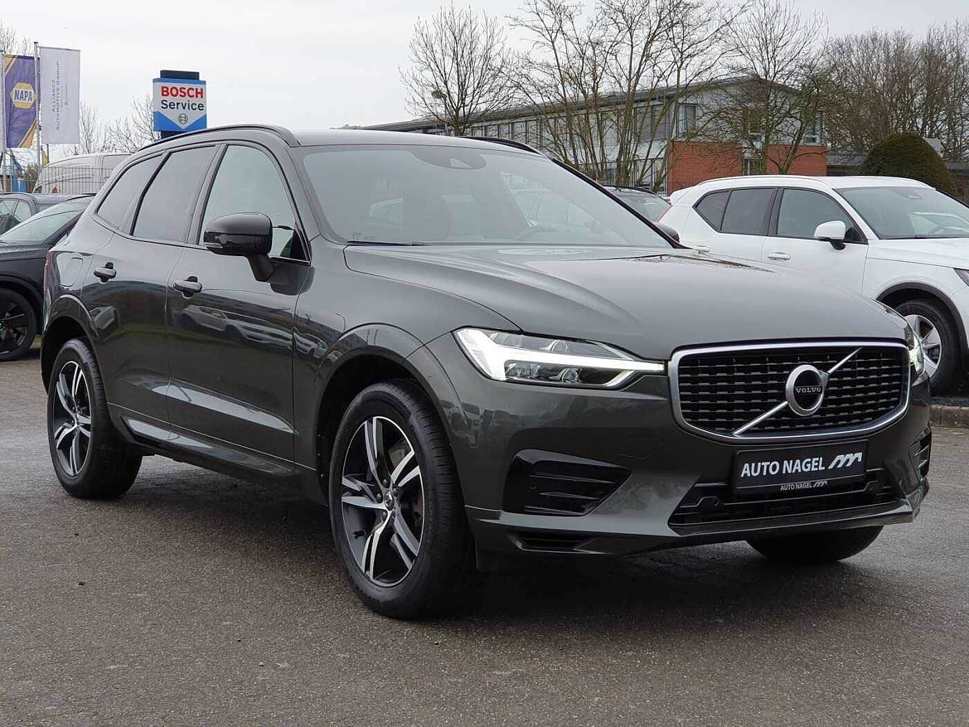 Volvo  T4 Autom. R-Design Navi/Keyless-Start/Klima