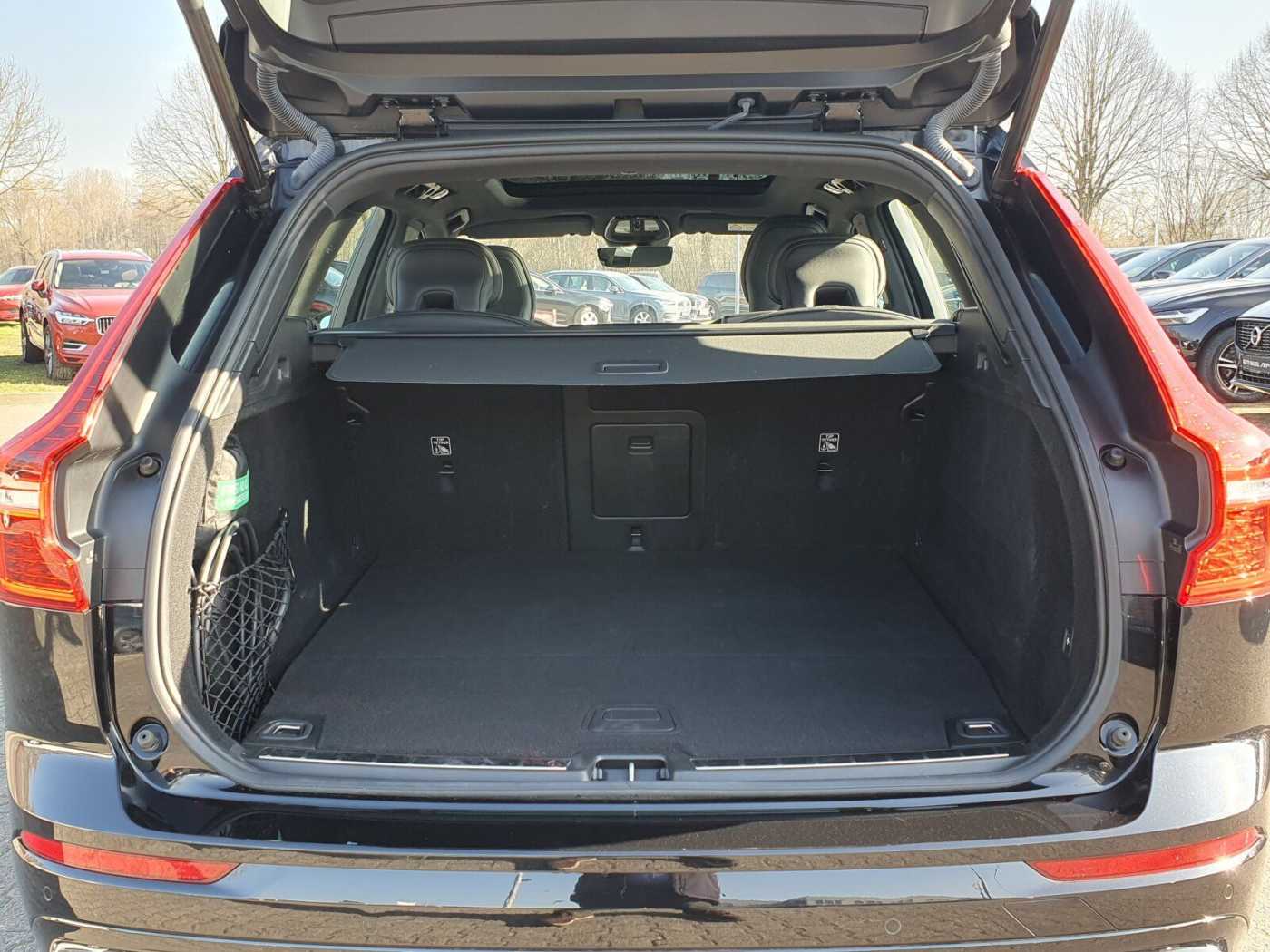 Volvo  T6 AWD R-Design Plug-In SD/Keyless-Start/BC