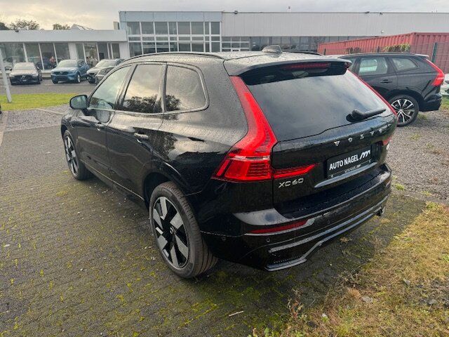 Volvo  Recharge T8 Plus Dark PANO