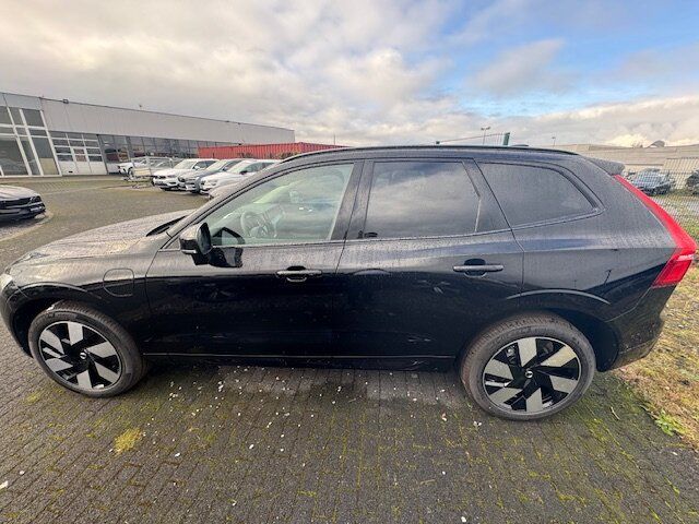 Volvo  Recharge T8 Plus Dark PANO