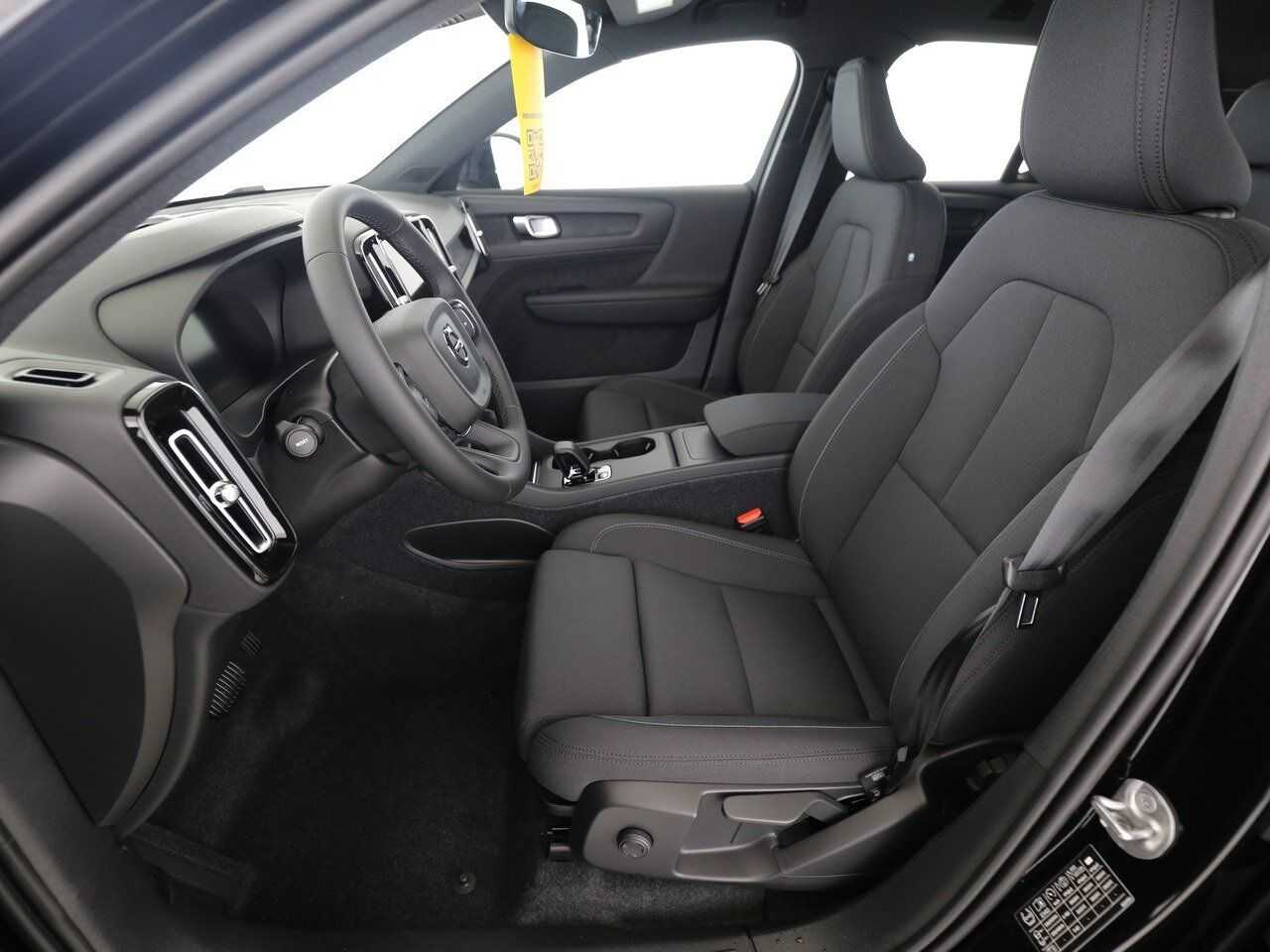 Volvo  Recharge Plus Dark STANDH|LED|