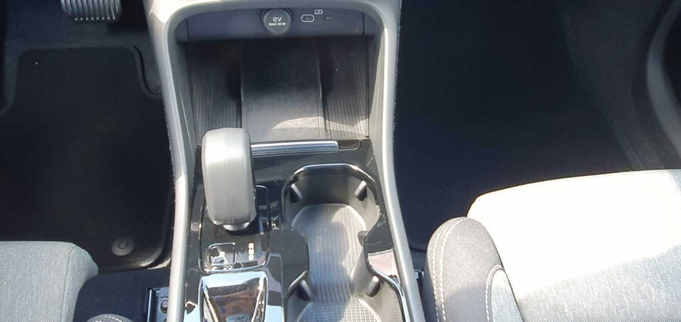 Volvo  B3 Autom. Plus Dark