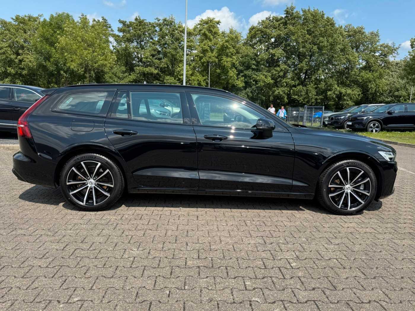 Volvo  T6 Twin Engine AWD Plus Dark Plug-In Autom.