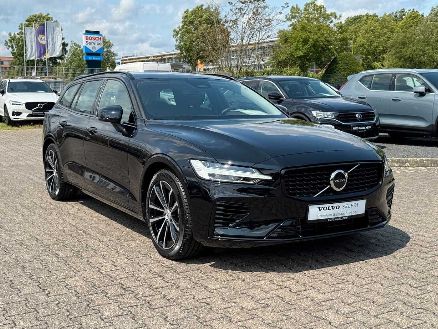 Volvo  T6 Twin Engine AWD Plus Dark Plug-In Autom.
