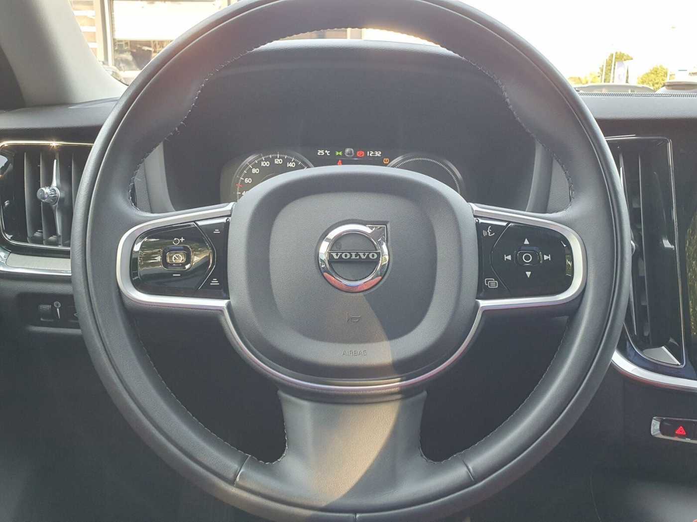 Volvo  T6 Twin Engine AWD Inscription AHK|LEDER|