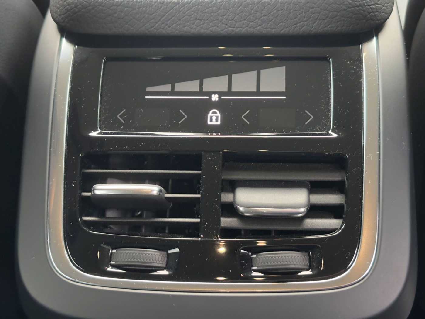 Volvo  T8 AWD Inscription Expression Plug-In