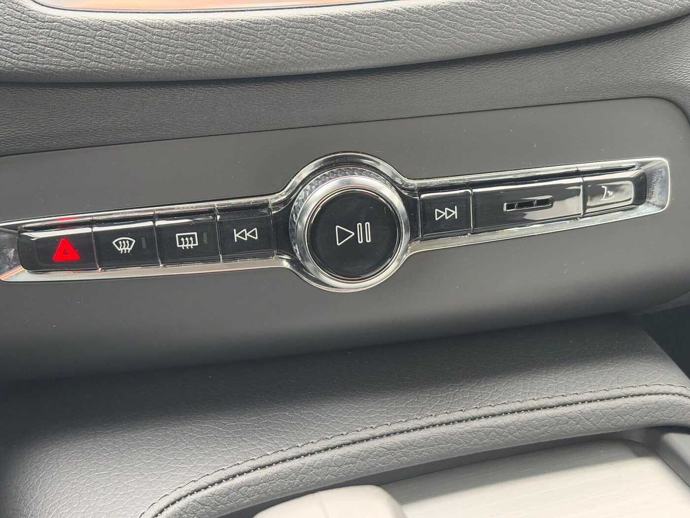Volvo  T8 AWD Inscription Expression Plug-In