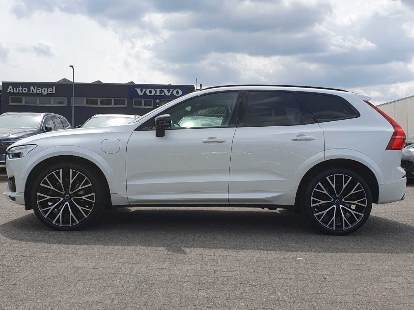 Volvo  T6 Twin Engine AWD R Design Plug-In Navi/SD