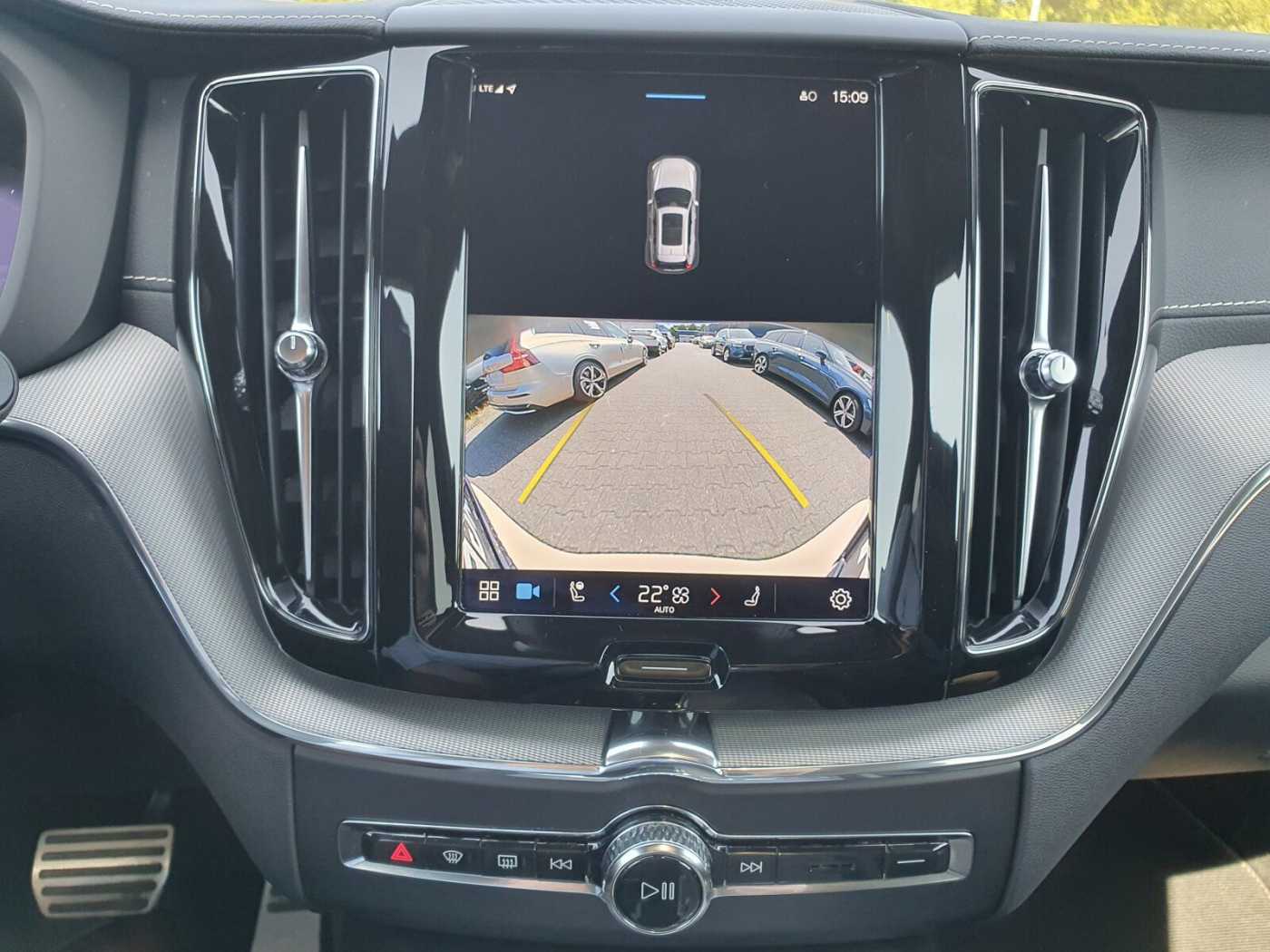Volvo  T6 AWD R-Design Plug-In AHK|PANO|360CAM