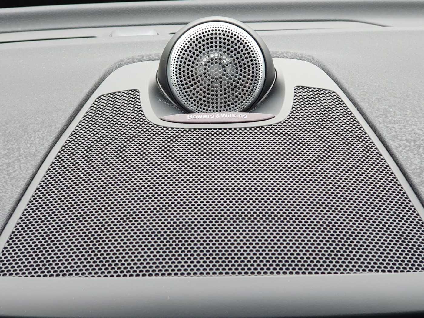 Volvo  Recharge T8 R-Design LONG RANGE B&W|AHK|LED