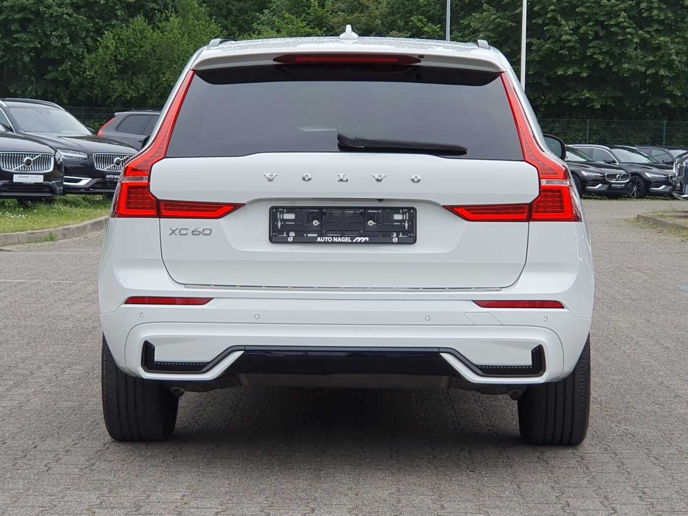 Volvo  Recharge T8 R-Design LONG RANGE B&W|AHK|LED