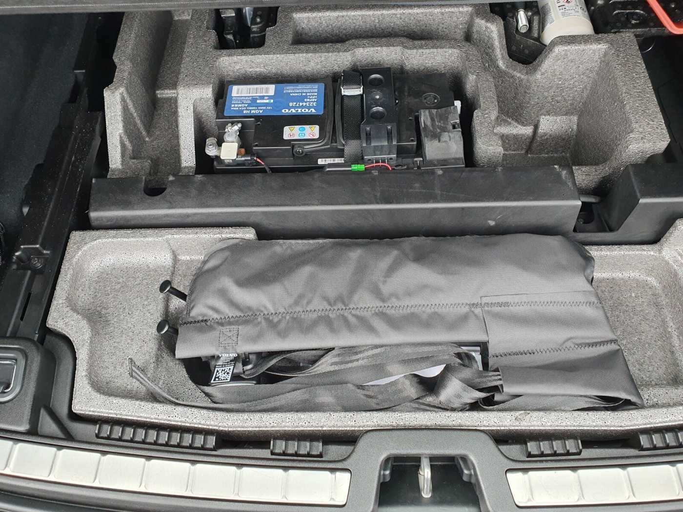 Volvo  Recharge T6 R-Design Plug-In