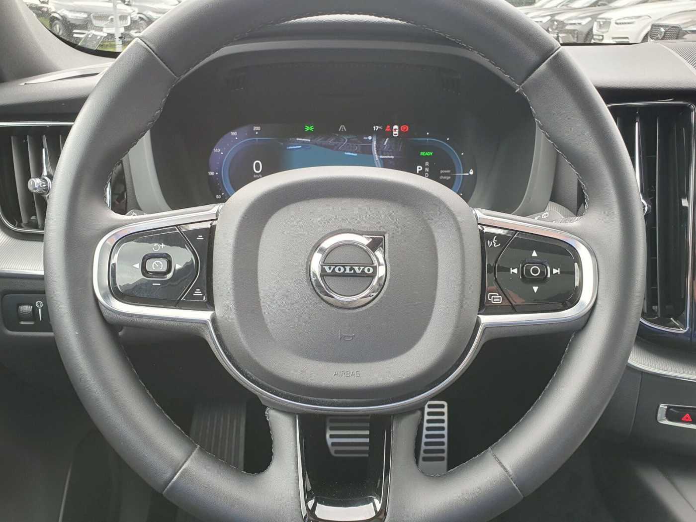 Volvo  Recharge T6 R-Design Plug-In
