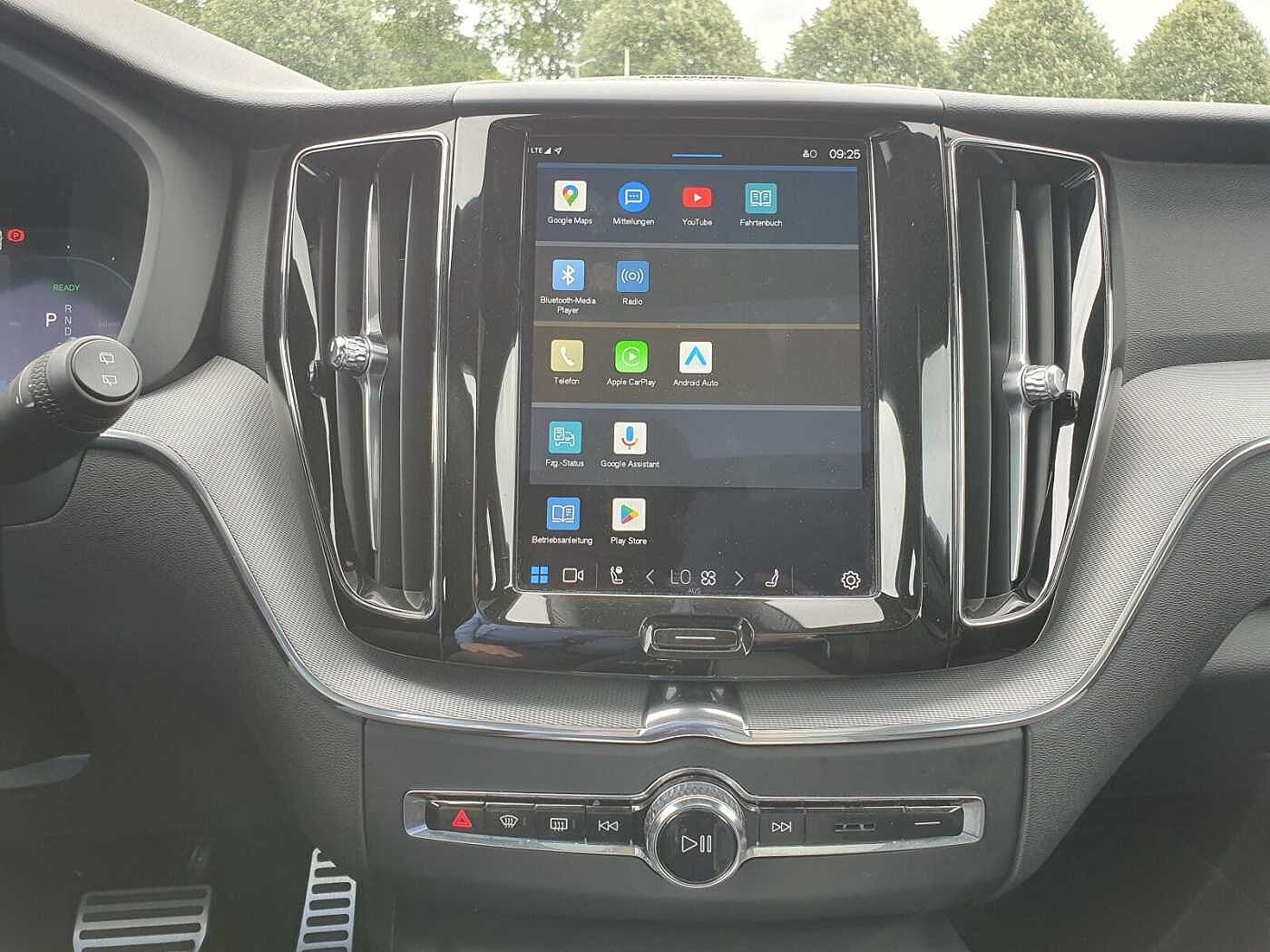 Volvo  Recharge T6 R-Design Plug-In