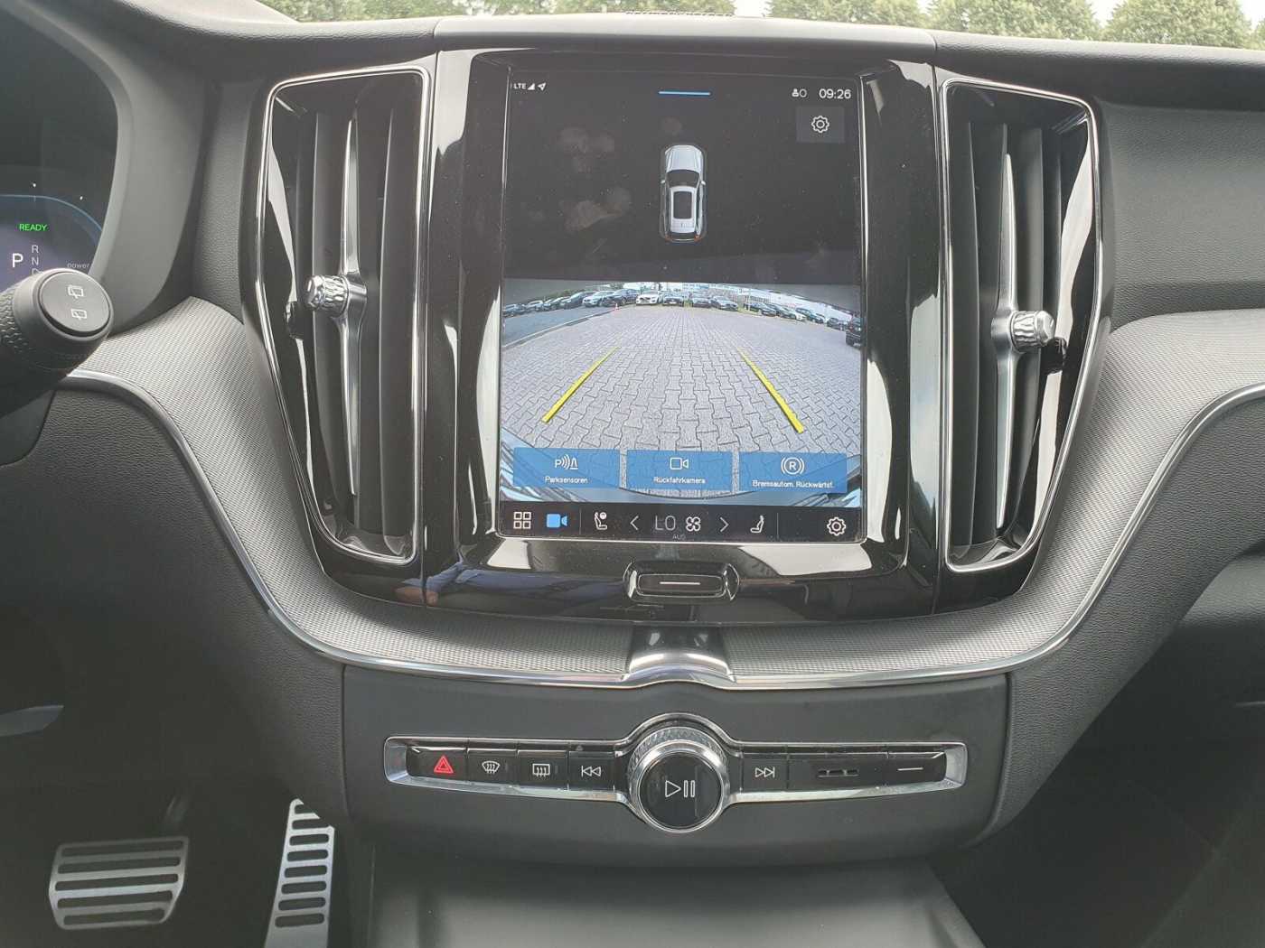 Volvo  Recharge T6 R-Design Plug-In