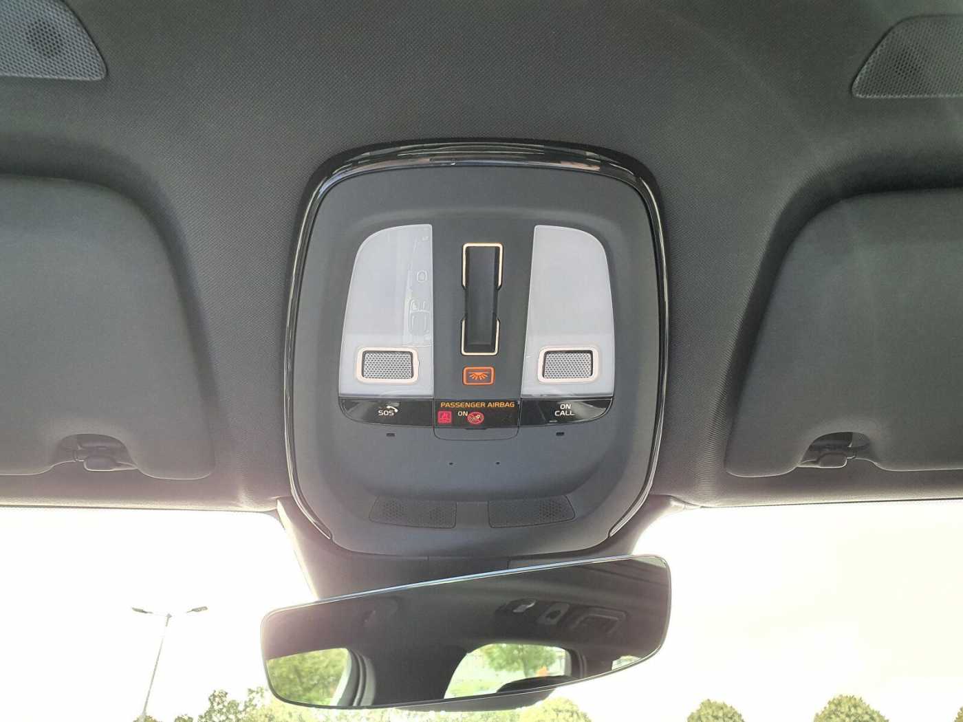 Volvo  Recharge T6 R-Design Plug-In