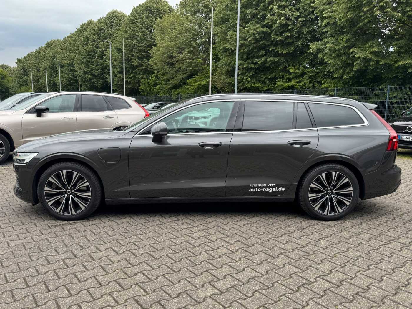 Volvo  Recharge T6 Plus Bright