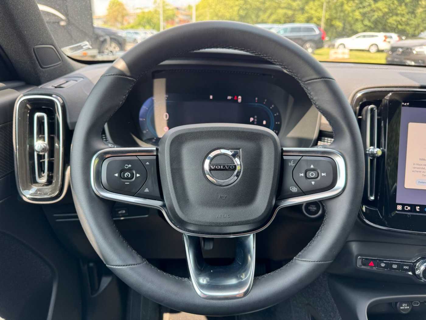 Volvo  B3 Plus Dark BUSINESS|CONNECT|19'|LED|KLIMA