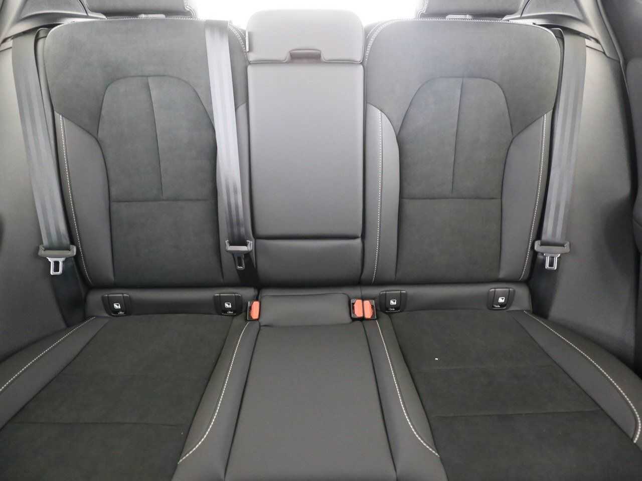 Volvo  B3 Core Keyless-Start|Autom. |Klima|LED|eFH.