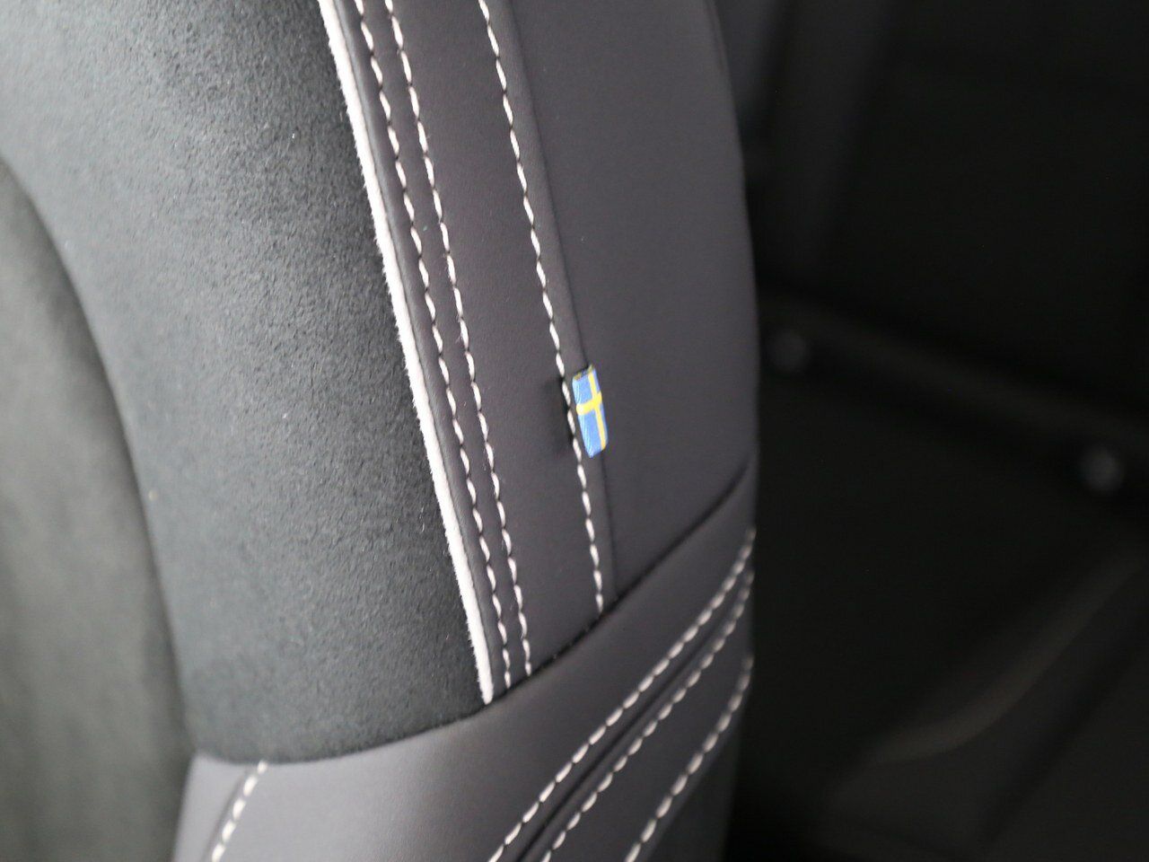 Volvo  B3 Core Keyless-Start|Autom. |Klima|LED|eFH.