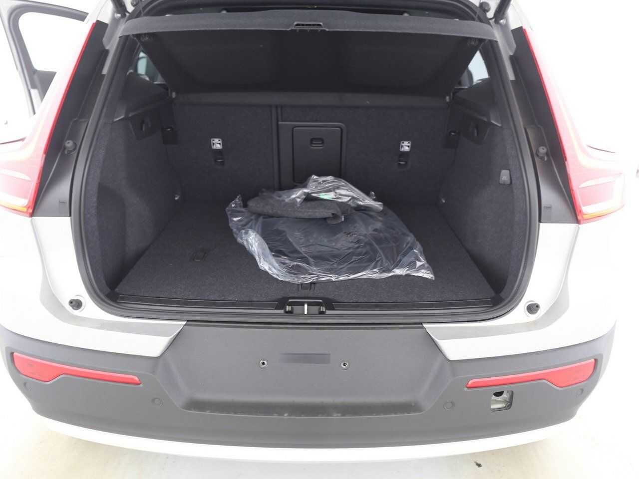 Volvo  B3 Core Keyless-Start|Autom. |Klima|LED|eFH.