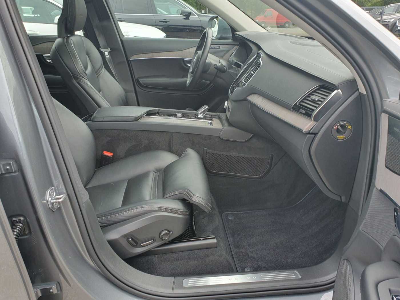 Volvo  T8 AWD Inscription Plug-In Navi|PANO|Autom.