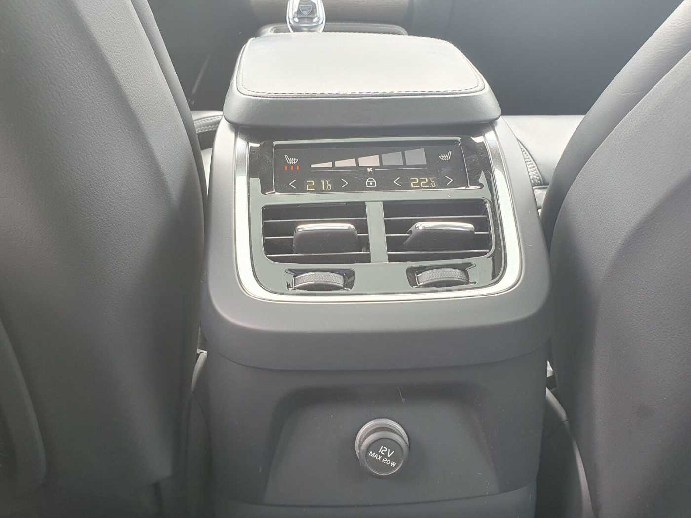 Volvo  T8 AWD Inscription Plug-In Navi|PANO|Autom.