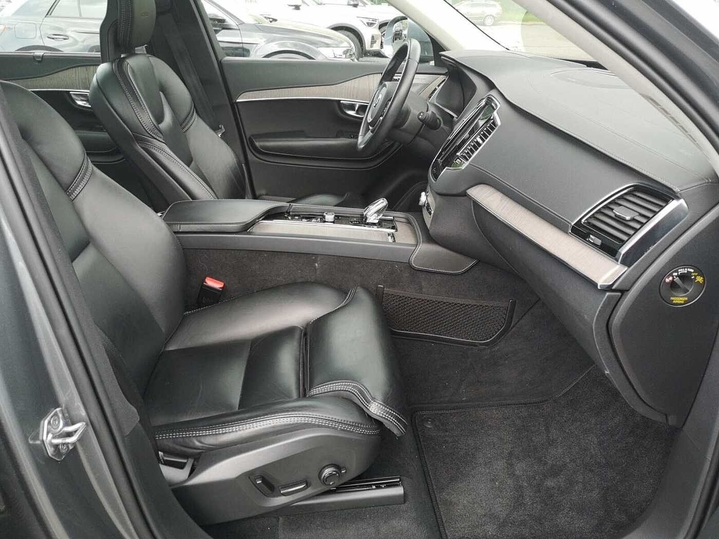 Volvo  T8 AWD Inscription Plug-In Navi|PANO|Autom.