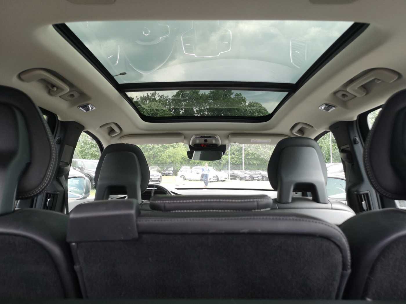 Volvo  T8 AWD Inscription Plug-In Navi|PANO|Autom.