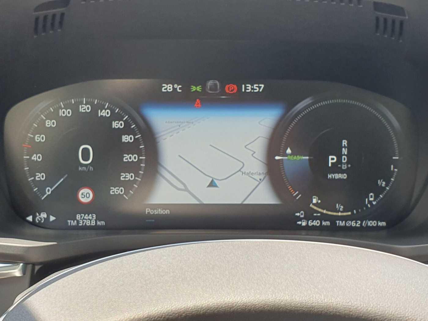 Volvo  T6 Twin Engine AWD R Design Plug-In | PANO