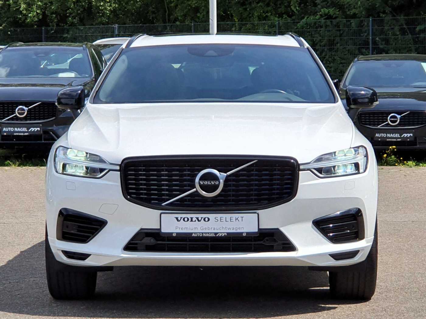 Volvo  T6 Twin Engine AWD R Design Plug-In | PANO