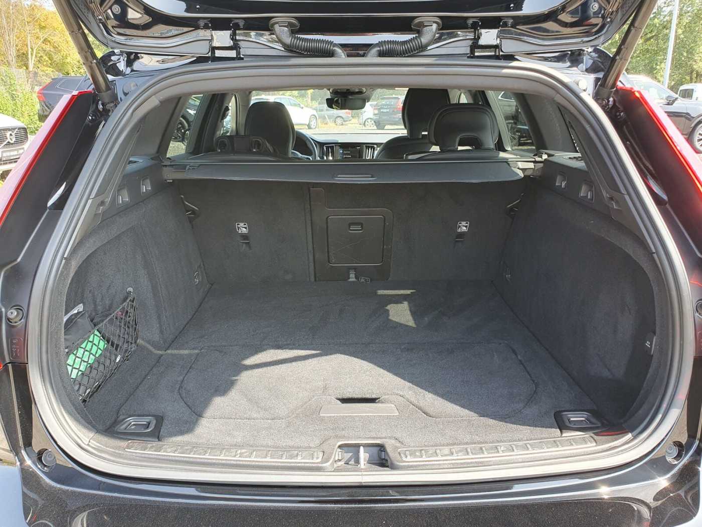 Volvo  Recharge T8 R-Design LONG RANGE SD/Autom. /BC