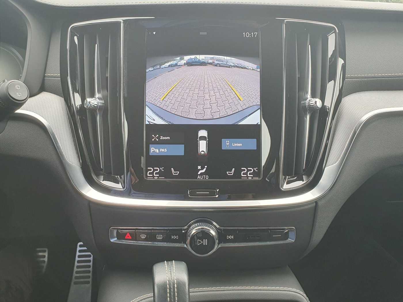Volvo  Recharge T8 Plus Dark LONG RANGE PANO|