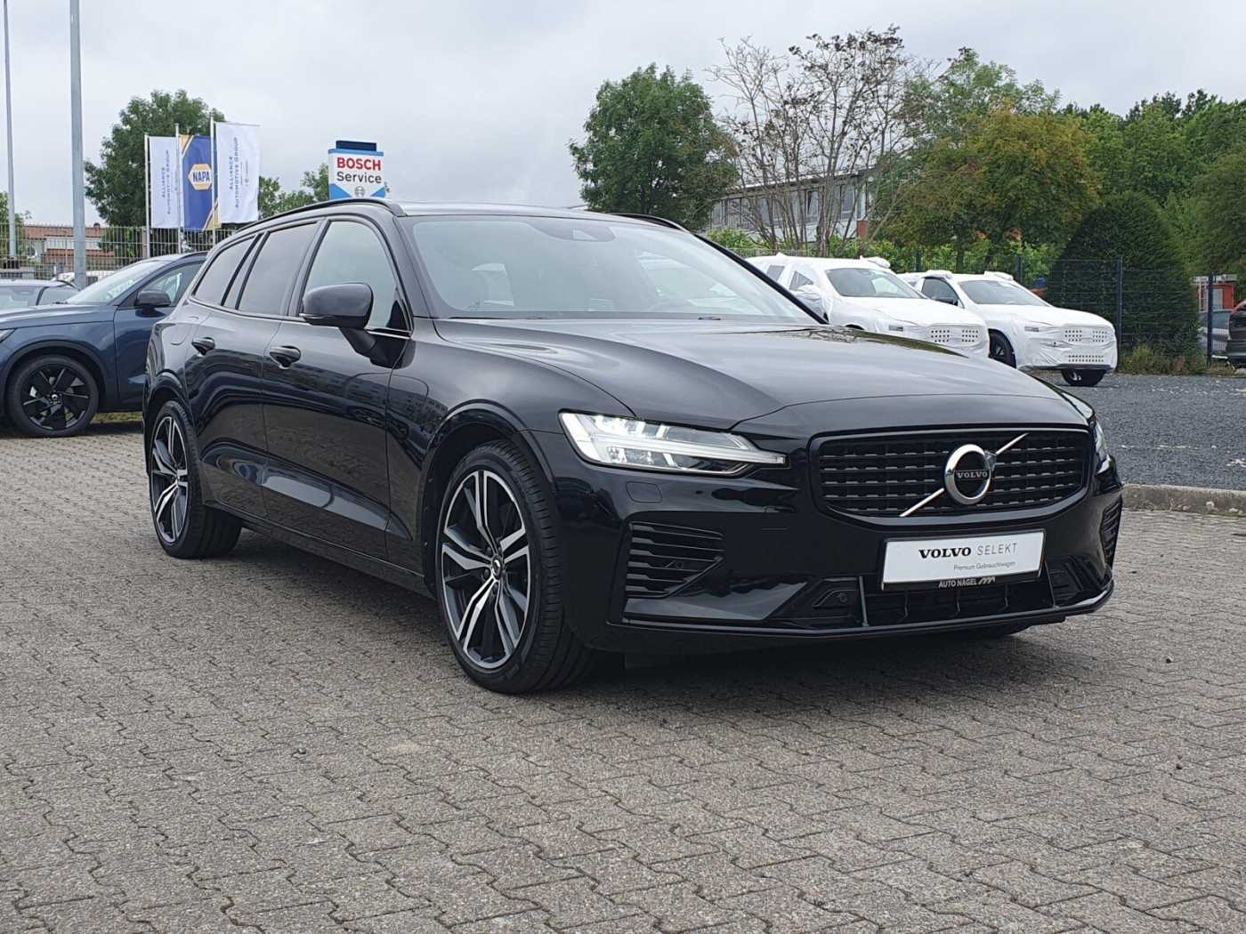 Volvo  Recharge T8 Plus Dark LONG RANGE PANO|