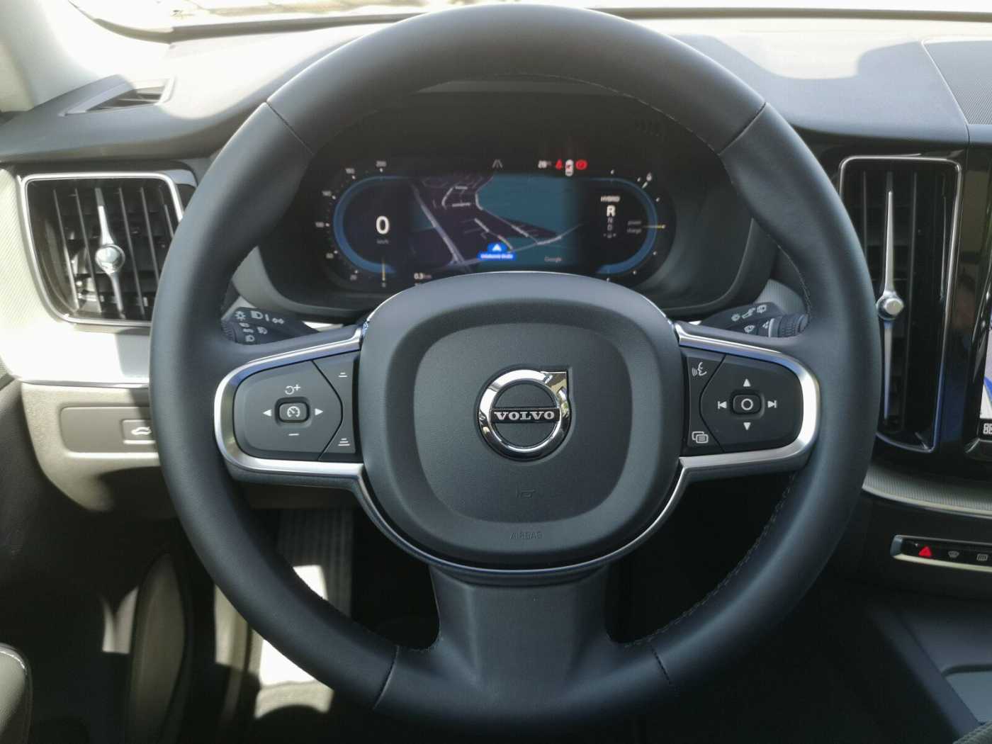 Volvo  Recharge T6 AWD Core PANO | STANDH | FLED