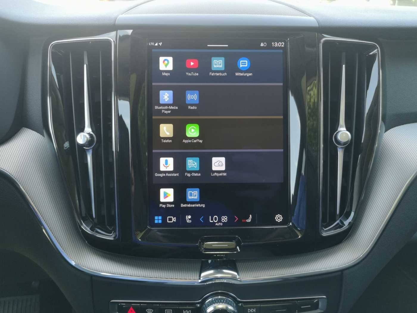 Volvo  Recharge T6 AWD Core PANO | STANDH | FLED