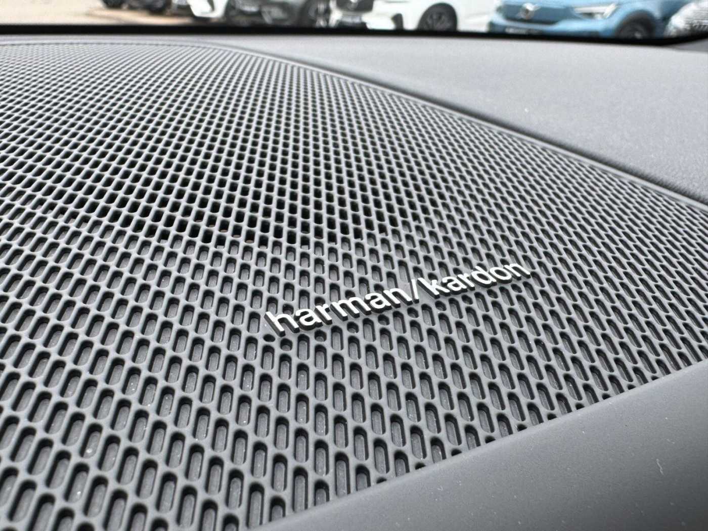 Volvo  Recharge T6 Plus Black Edition PILOT|FLED|