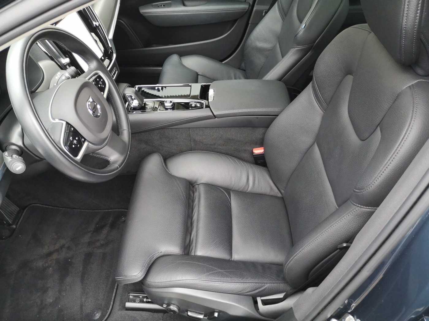 Volvo  Recharge T8 AWD Automatik AHK|PANO|LED|CAM|