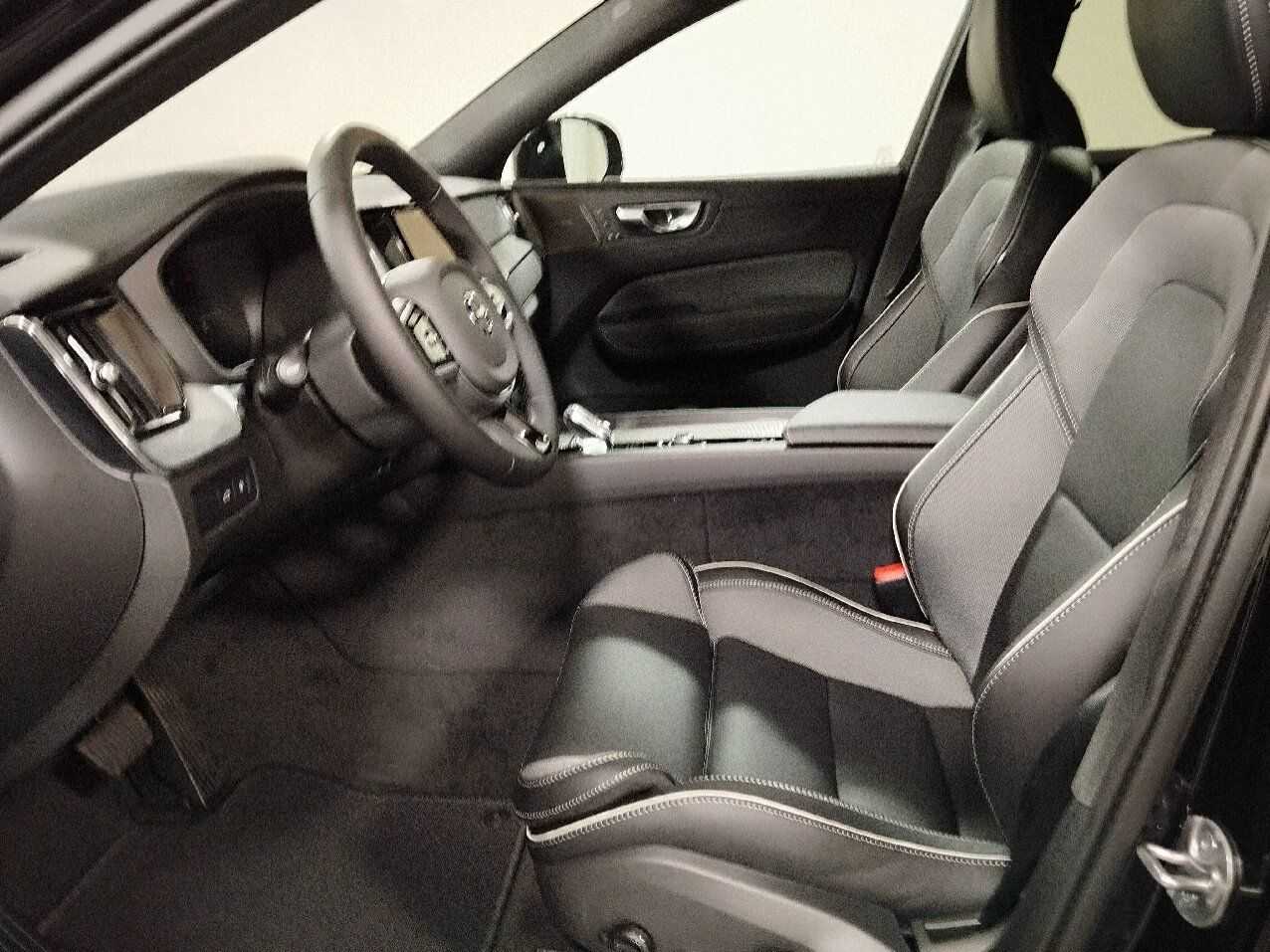 Volvo  Recharge T8 AWD Plus Black Edition