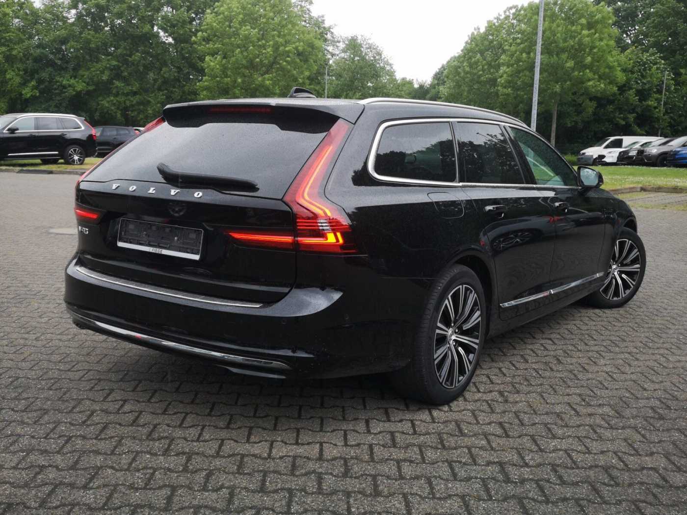 Volvo  Recharge T6 Inscription Expr. AHK|PANO|STAND