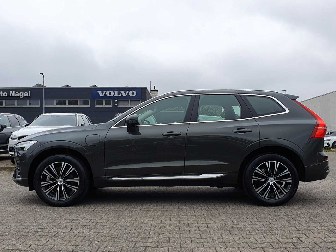 Volvo  Recharge T6 Inscription |PANO|AHK