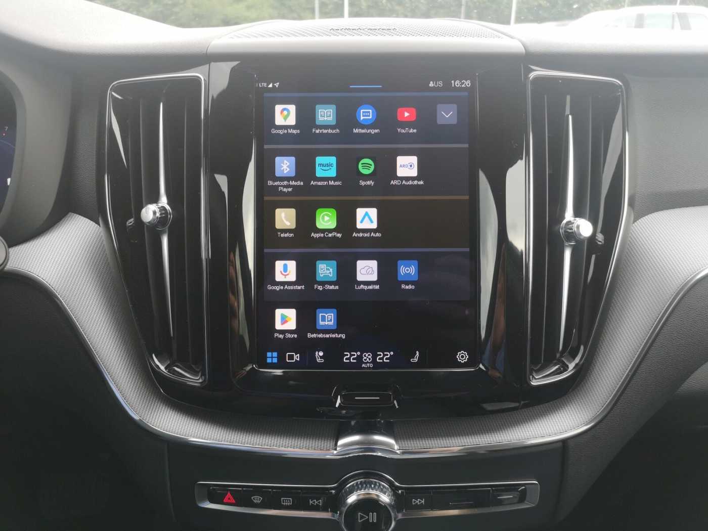 Volvo  B4 Plus Dark Keyless-Start/Autom. /Klima/LED