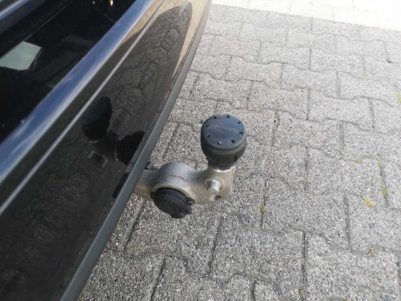 Volvo  D3 Momentum Navi/SD/Keyless-Start/Autom. /LED