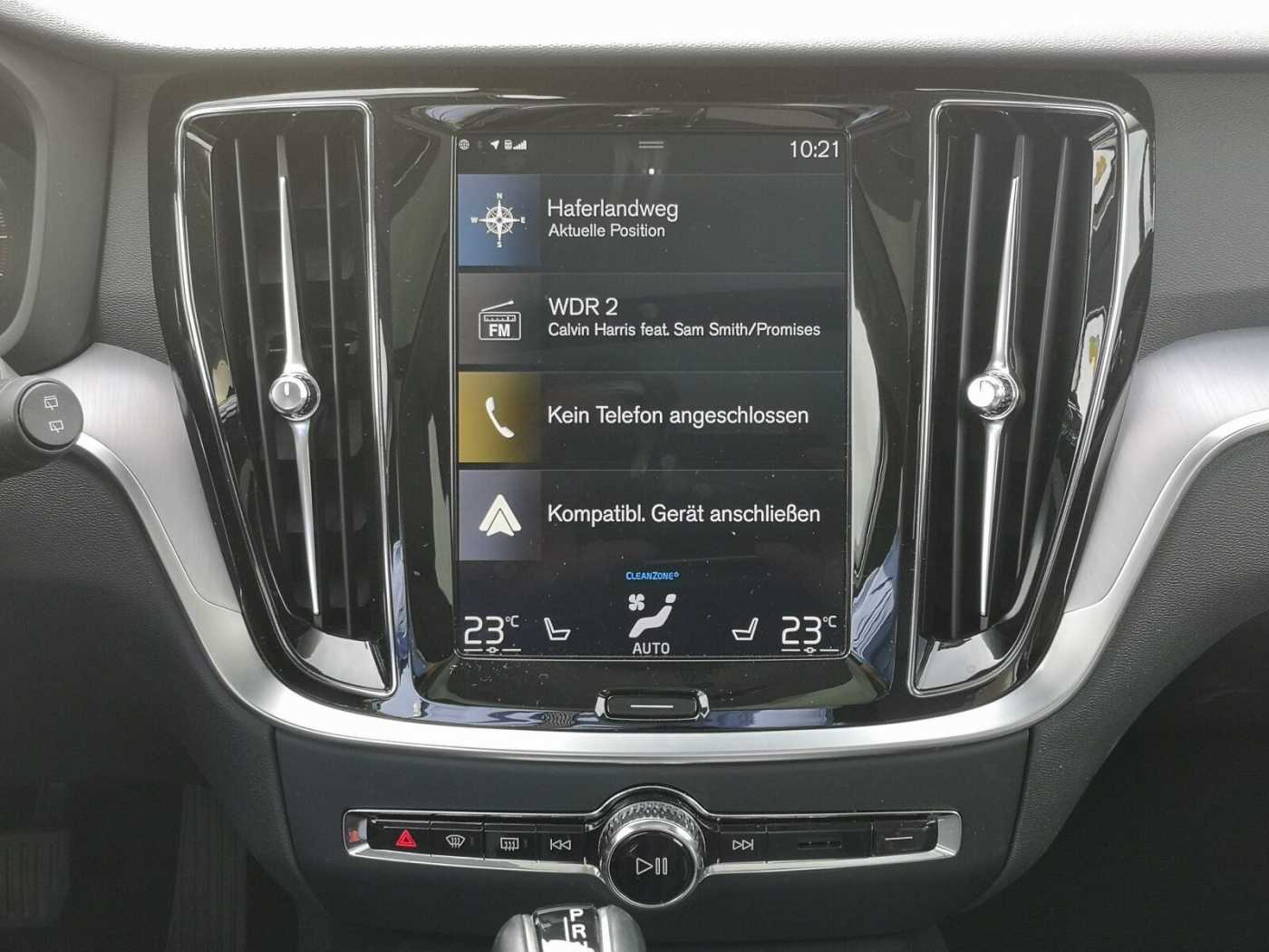 Volvo  D3 Momentum Navi/SD/Keyless-Start/Autom. /LED